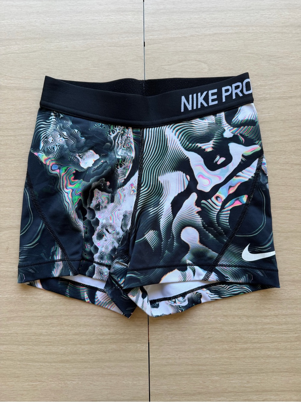 Nike Dri-Fit Women’s Black Multicolor Oil Spill Athletic Shorts XS